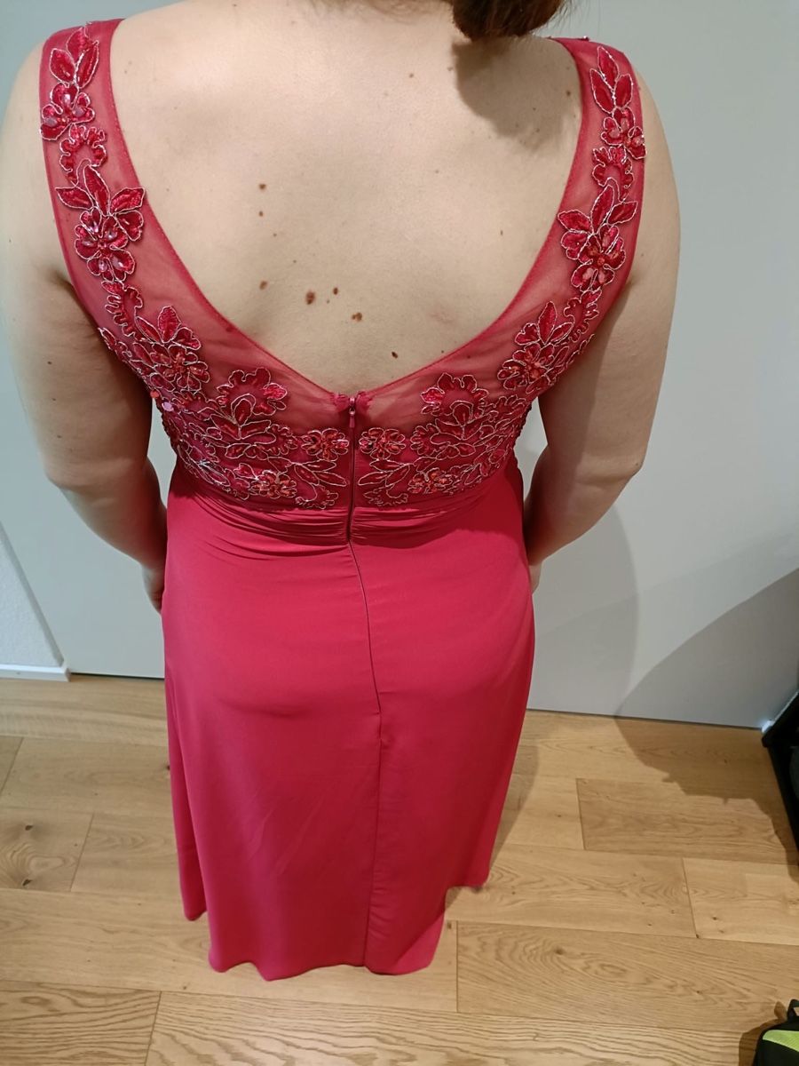 Kleider: Abendkleid mit Schal rot Grösse 42 – Neu (gemäss Beschreibung) aus Niederbipp von FabianN 1