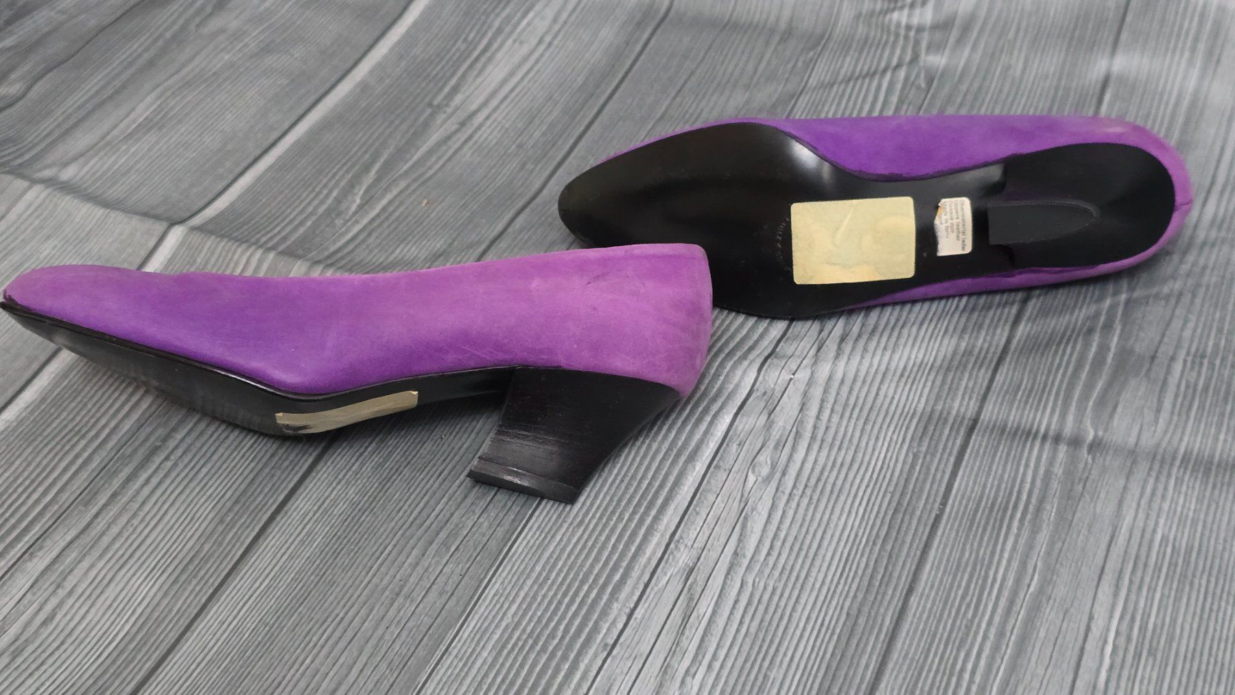 Damenschuhe: 💞 Thompson Wildleder Pumps - 37 - Violett – Gebraucht aus Thalwil von VitaMini 4
