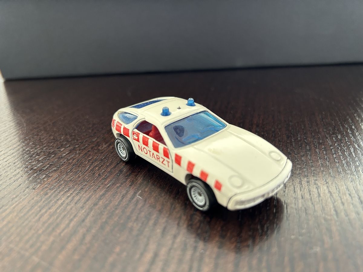 Porsche Modellini d'auto: Porsche 928 Notarzt – Usato da Islisberg venduto da Nawi2000 5
