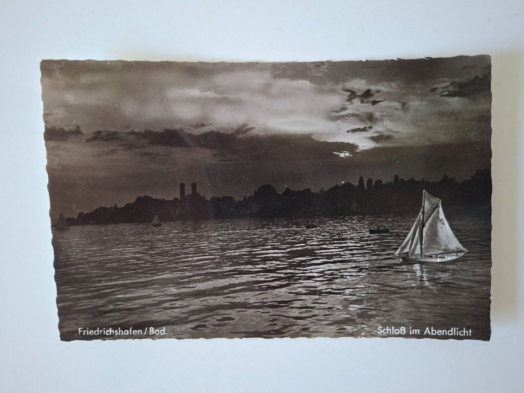 Cartoline postali: Friedrichshafen am Bodensee  Schloss im Abendlicht – Usato da Zürich venduto da Daniel517
