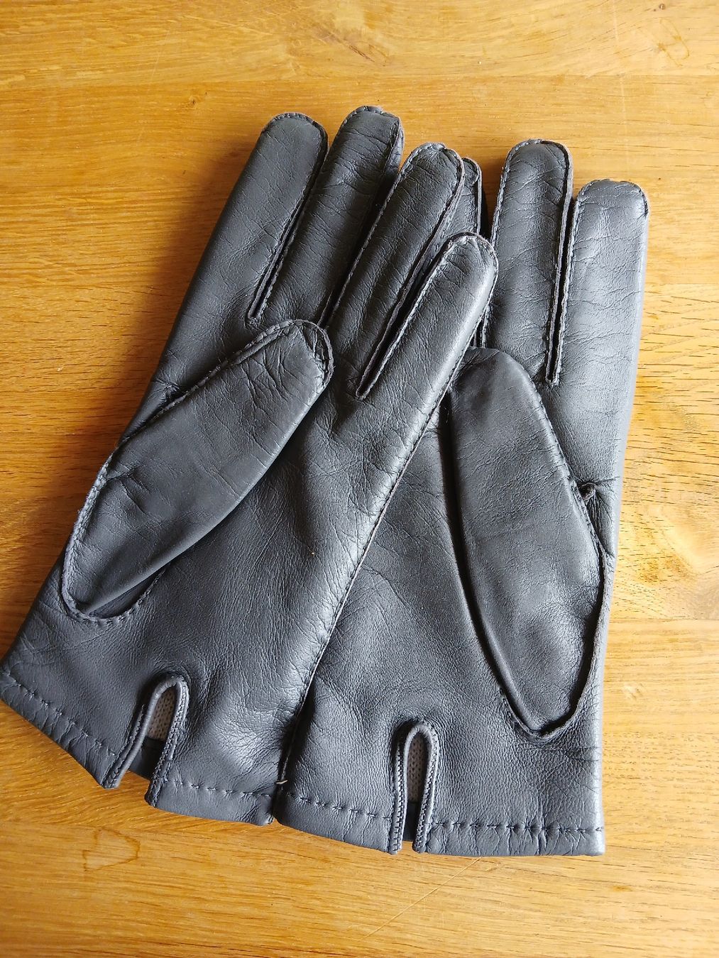 Handschuhe & Handstulpen: Lederhandschuhe Grösse 9 grau mit Wollfutter neu – Neu (gemäss Beschreibung) aus Kleindöttingen von Christina22 1