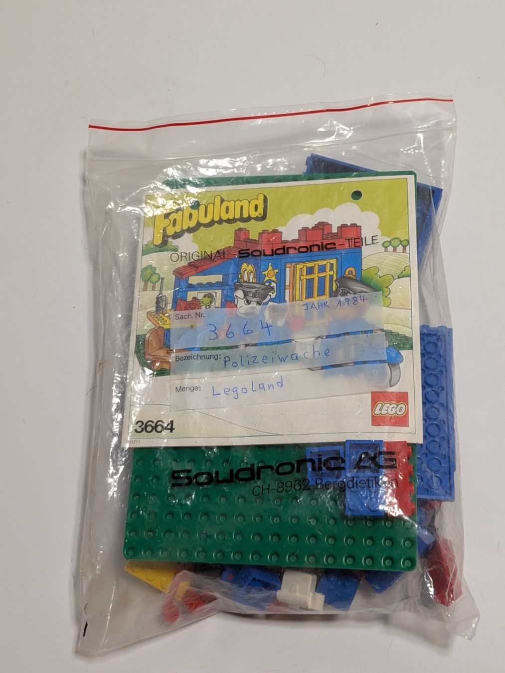Lego Spielzeuge: Lego 3664 Police Station – Gebraucht aus Künten von Dfog 1