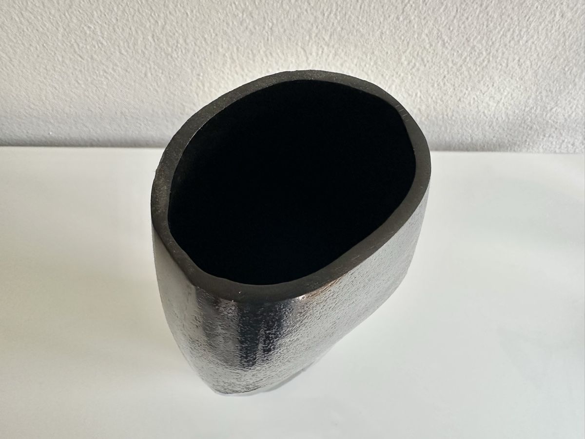 Vasen & Gefässe: Deko-Vase / Skulptur in Metalloptik – Neu (gemäss Beschreibung) aus Bern von Fraeuleinhonig 3