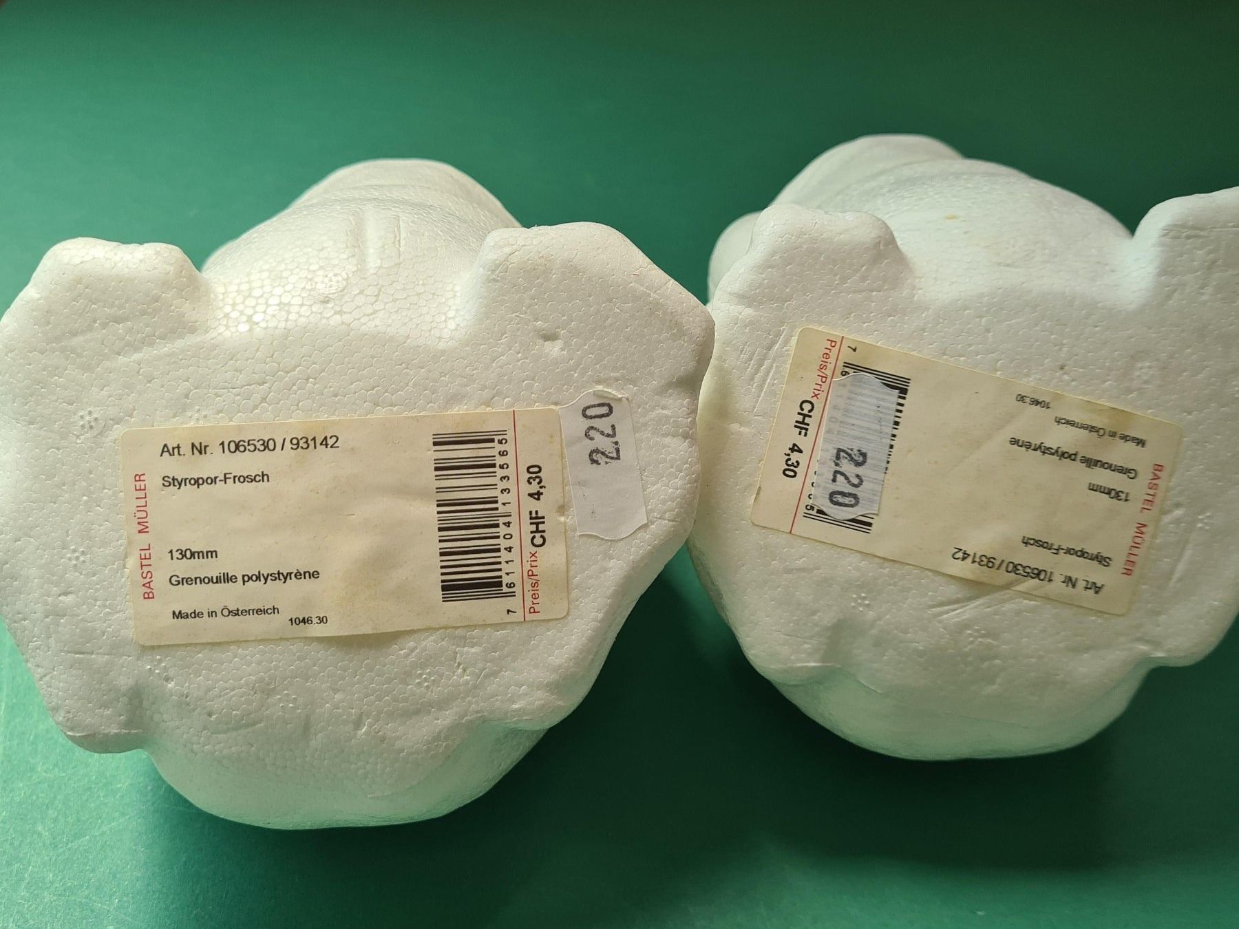 Tutte le decorazioni: 2 Styropor-Frösche 130mm – Nuovo (secondo la descrizione) da Urdorf venduto da sumrum 2