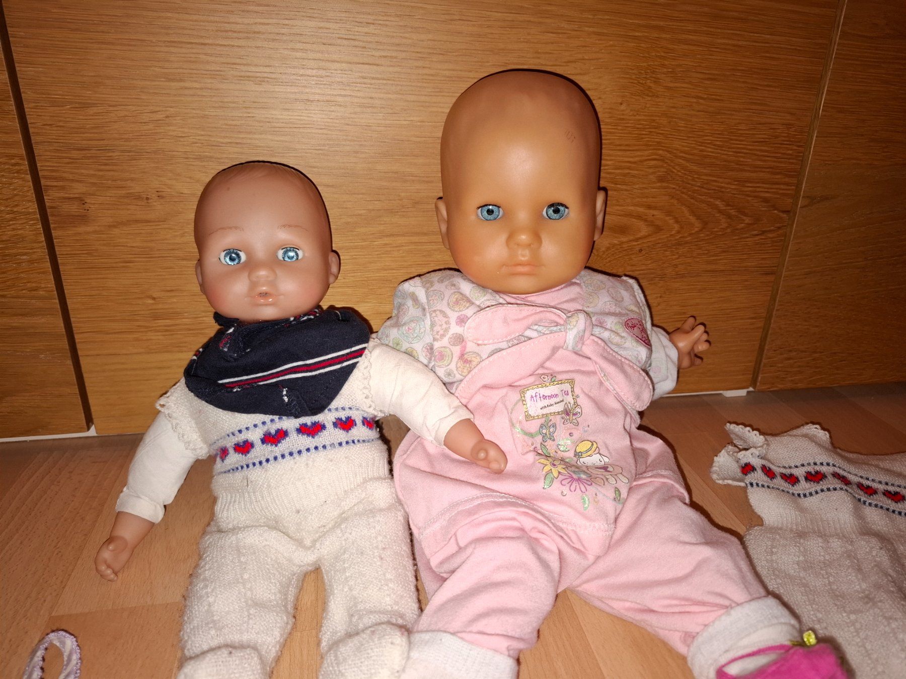 Zapf Creation Bambole: 2 Puppen mit Zubehör – Usato da Dorf venduto da Exena 1