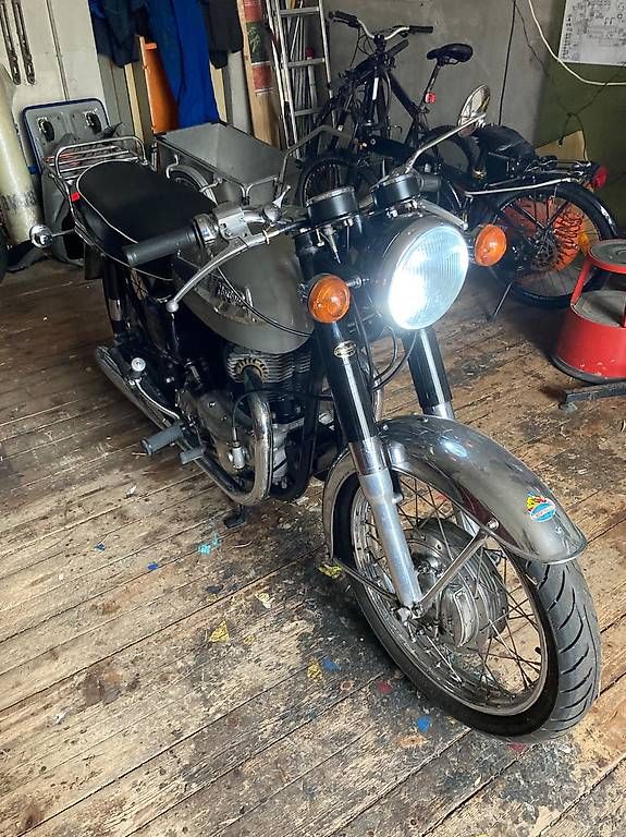 Strada: Oldtimer Norton 650SS, neuer Preis – Usato da Zug venduto da Bad_friday 1