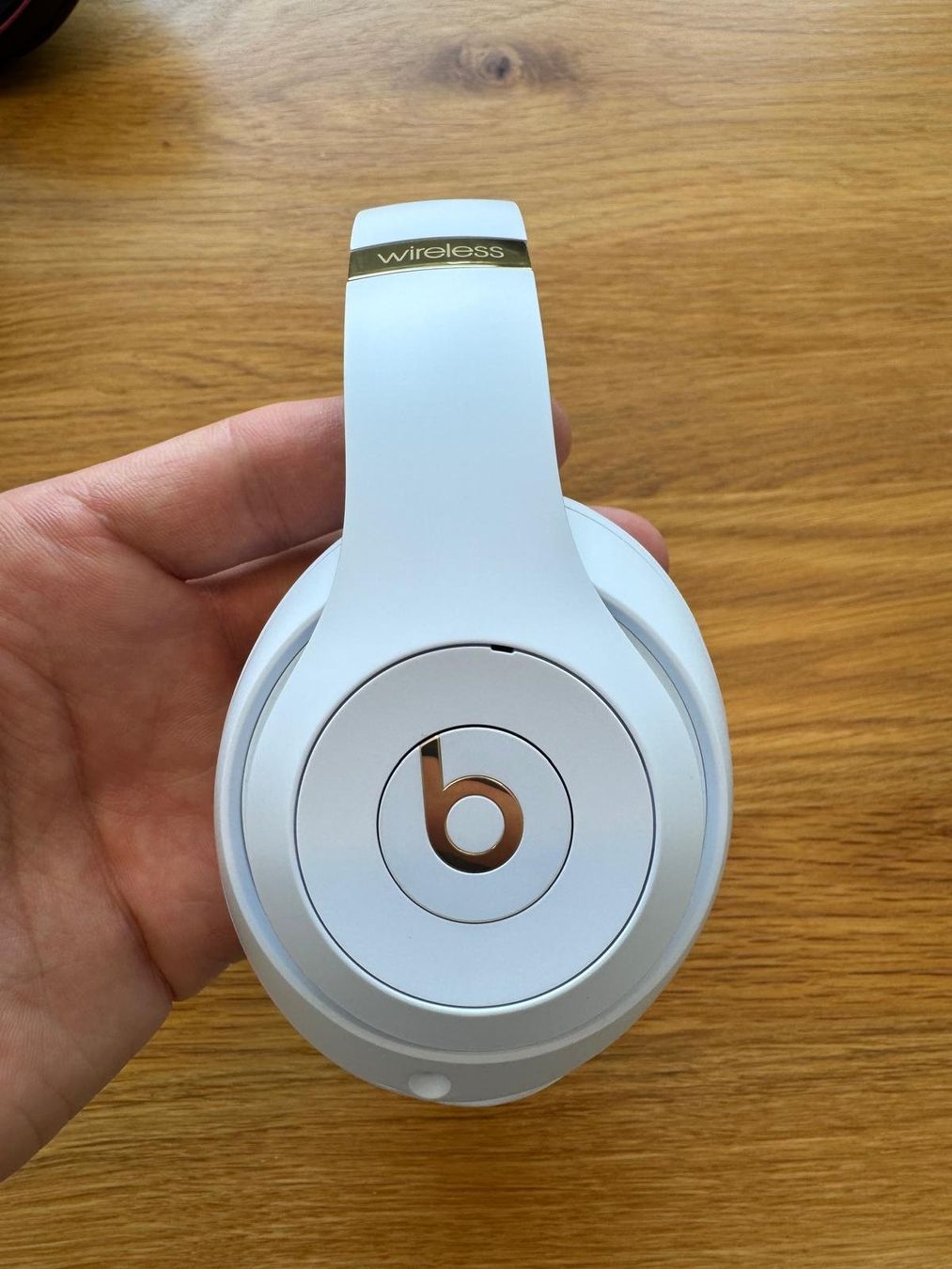 Beats Kopfhörer: Beats Studio 3 Wireless Kopfhörer weiss mit Case – Gebraucht aus Visp von Falken_auge 3