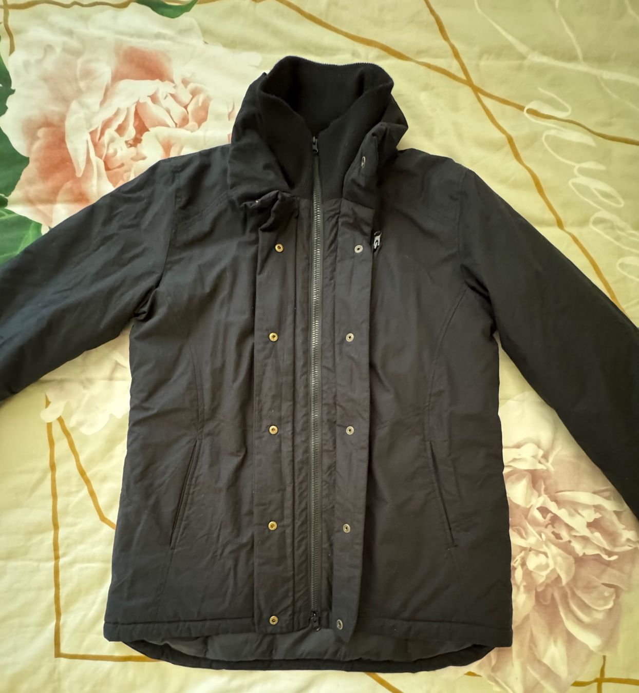 H&M Vestes: Winterjacke H&M – D'occasion à Zürich par ThaliaL 2
