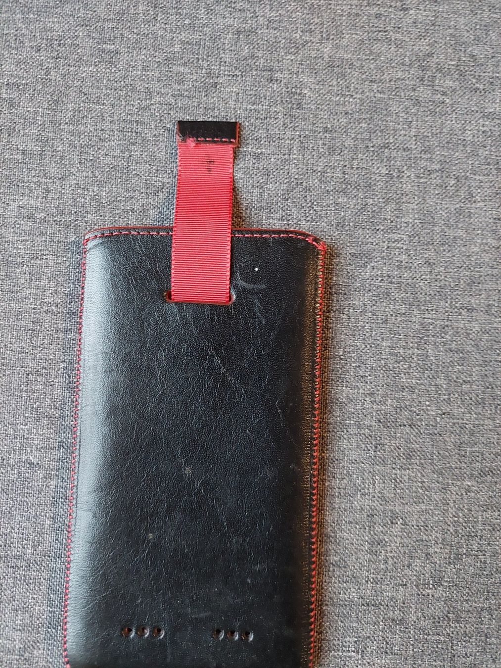 Cover & Protezioni schermo: Handytasche Leder Schwarz mit Rausziehband – Usato da Beckenried venduto da Havacola 4