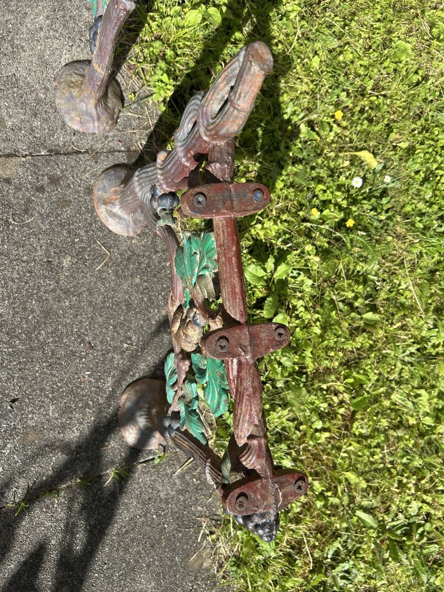Panchine: Gusseisen-Beine / Gartenbank – Usato da Zürich venduto da ann_9fv5 2