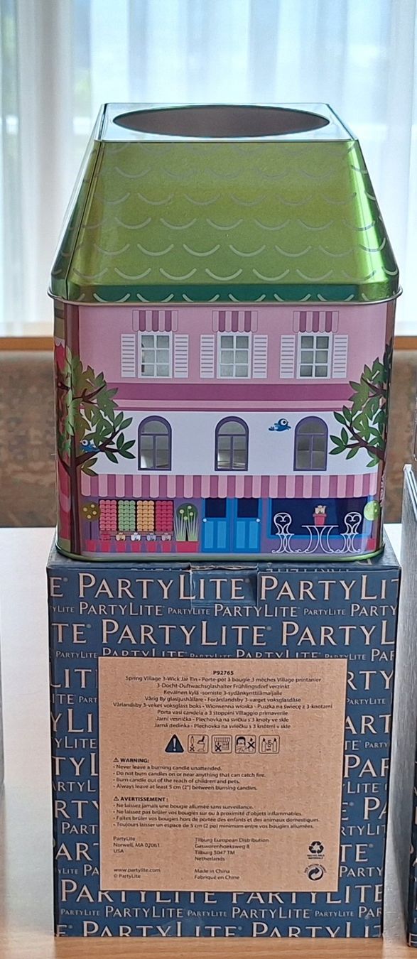 Partylite Kerzenständer: PartyLite Duftwachsglashalter Frühlingsdorf – Gebraucht aus Balzers von Loona7