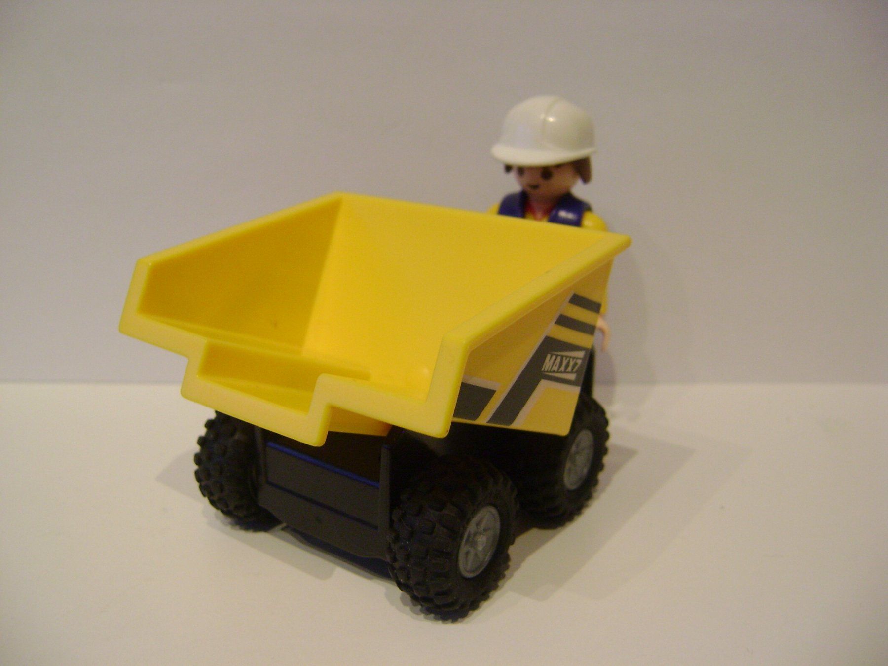 Playmobil Spielzeuge: Playmobil - Bauarbeiter mit Muldenkipper – Gebraucht aus Wil SG von Pascal_V 2