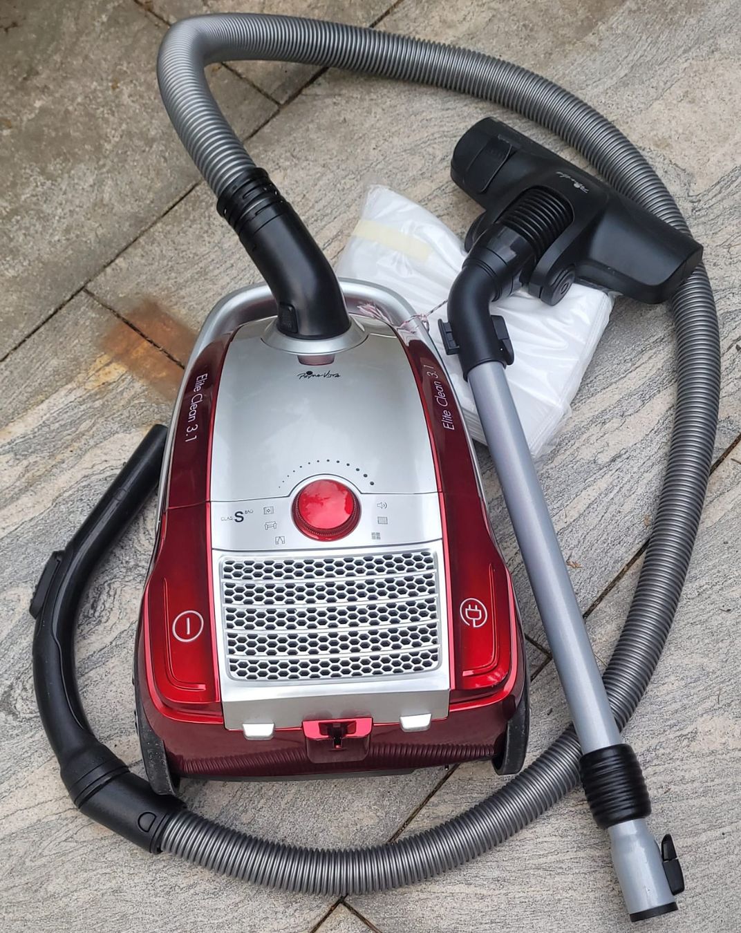 Aspirapolveri & Accessori: Staubsauger ⛑️ – Usato da Goldingen venduto da Guido06 2