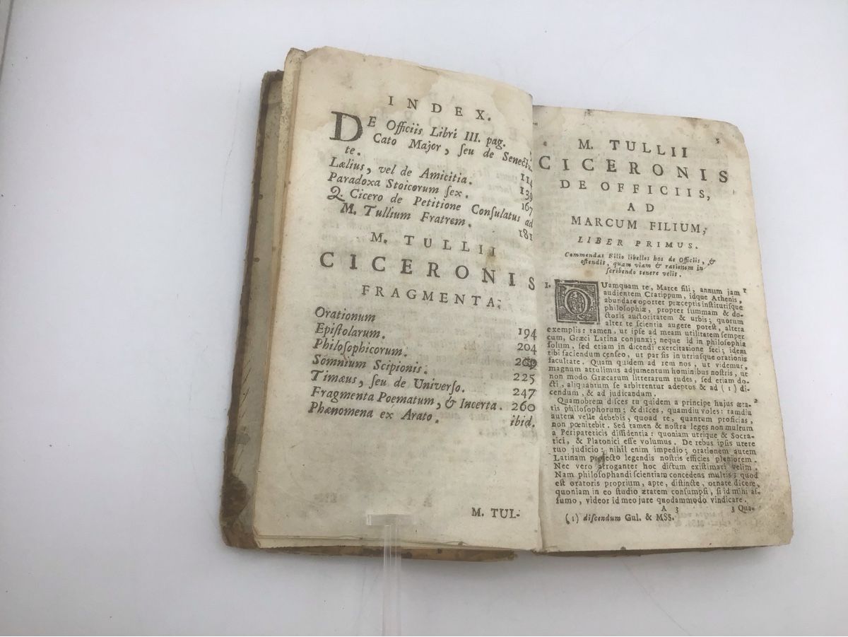 Bücher: M. Tullii CICERONIS de Officiis, 1755 – Defekt aus Nods von loredana18 2