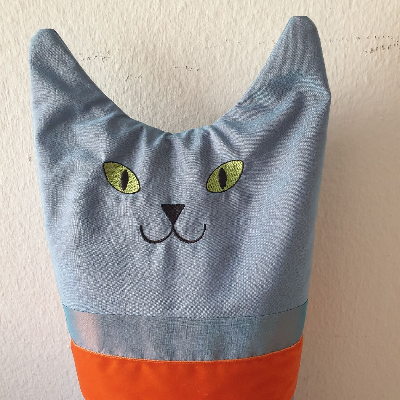 Cuscini: Nackenrolle Katze Bio Länge 65cm  Neu – Nuovo (secondo la descrizione) da Winterthur venduto da katzen07 1