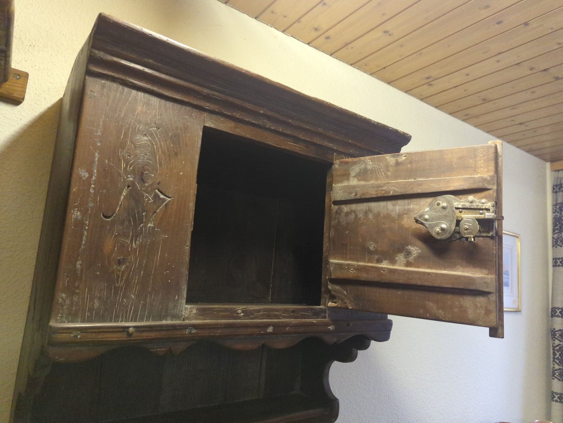Armadi: Hängegänterli 1795 – Usato da Stäfa venduto da MichaelHiu 1