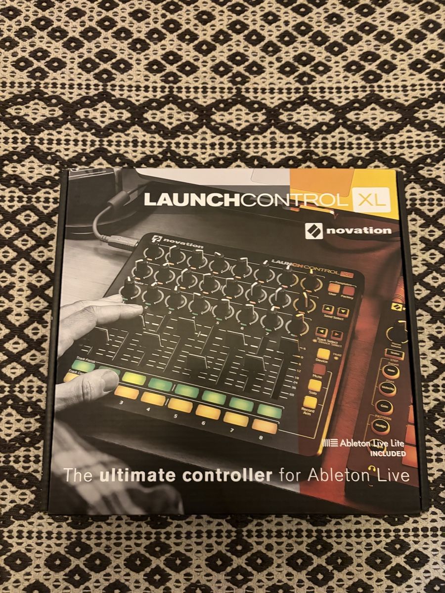 Sistema di controllo: Novation Launch Control XL – Nuovo e nell'imballaggio originale da Lommis venduto da charisarts