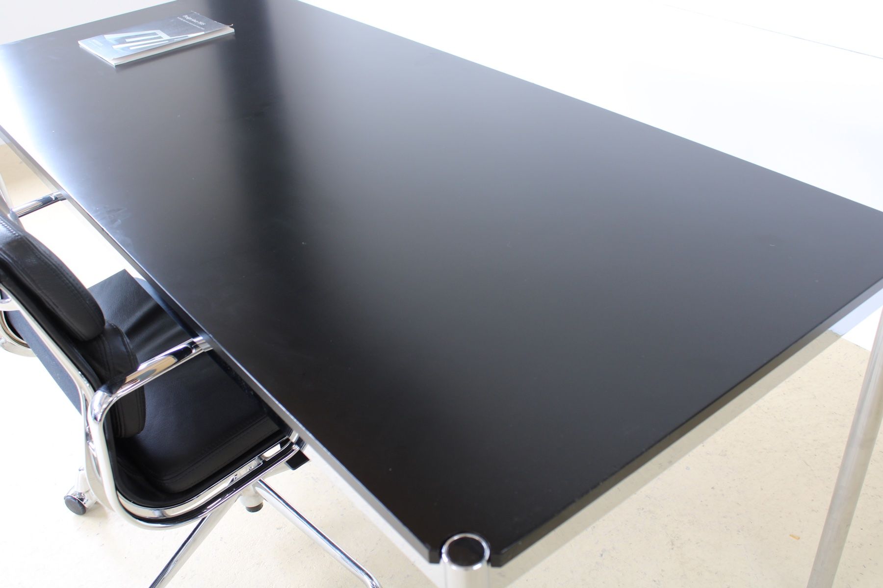 USM Tavoli: USM Tisch Schwarz (175x75) – Usato da Meinisberg venduto da atelier_TILIJA 2