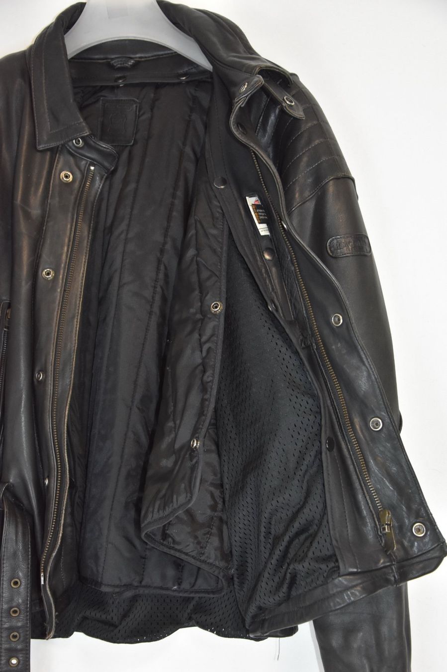 Giacche: Herren Motorrad Lederjacke Robust Freizeit Schwarz Gr.L – Usato da Wohlenschwil venduto da ABC-Vintage 7