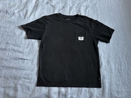 T-shirt VANS noir poche homme – taille M – bon état