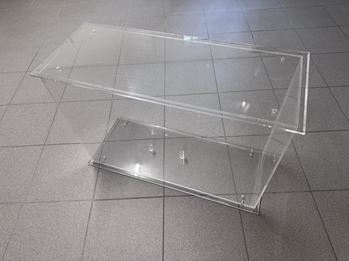 Vitrinen: Vitrine aus Plexiglas z.B.für Schiffmodell – Gebraucht aus Oberrüti von HotRod1932 1
