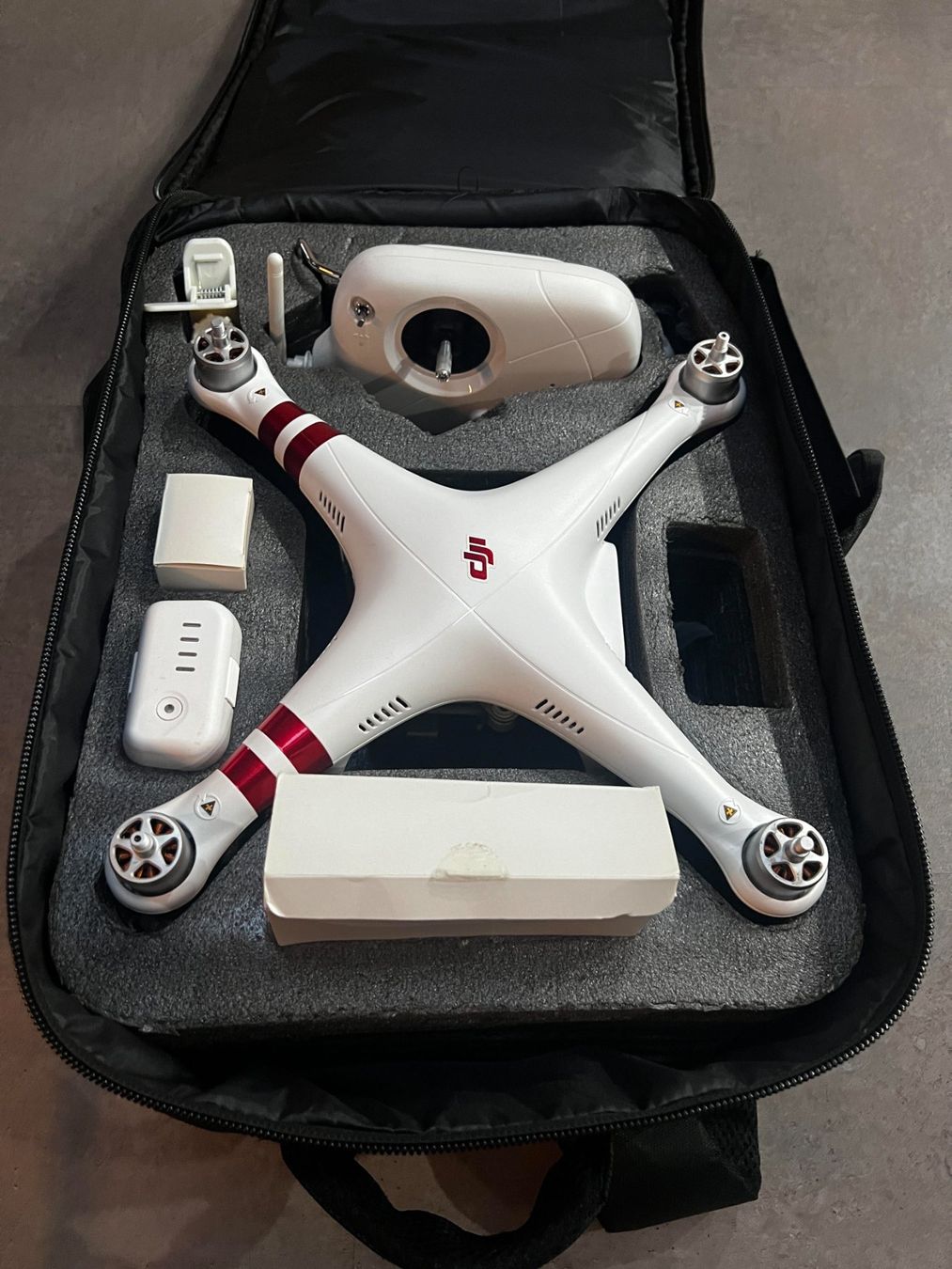 DJI RC Modellbau: DjI Phantom 3 – Gebraucht aus Brittnau von  1