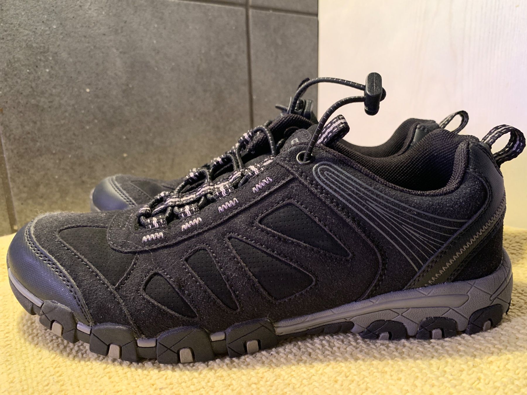 Graceland Scarpe da donna: Leichte Graceland Sneaker Gr. 39 – Usato da Steinebrunn venduto da Littlebird1