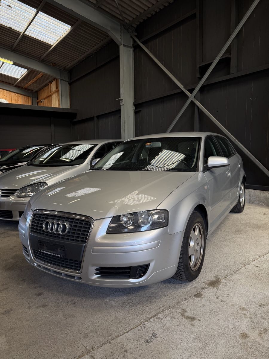 Audi Autos: Audi A3 1.8 TSFI (Defekt)  – Défectueux à Auw par gea_z8qf