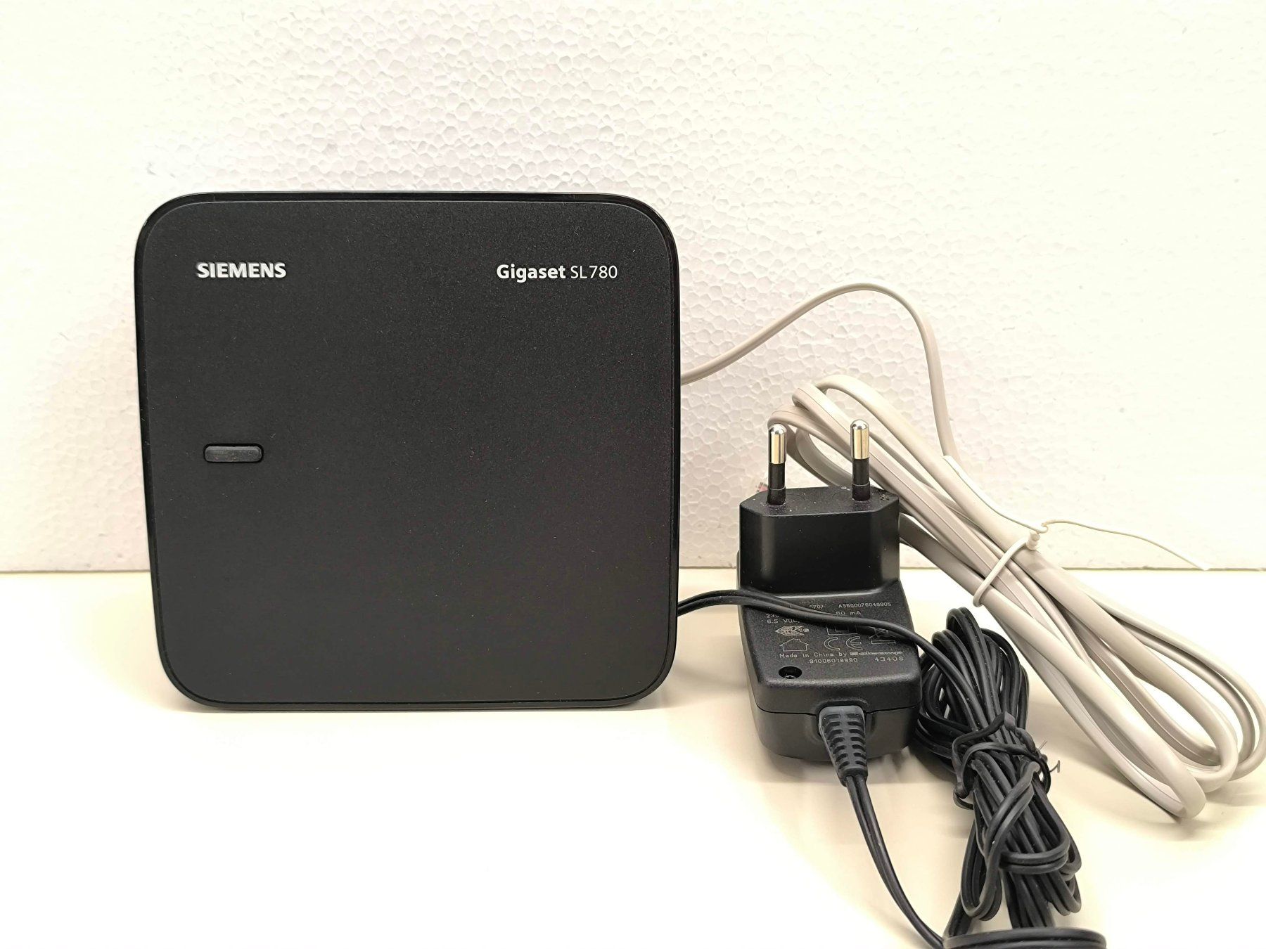 Gigaset Telefoni: Gigaset Basisstation SL780, 2 Stück – Usato da Uerikon venduto da Khsuer 1