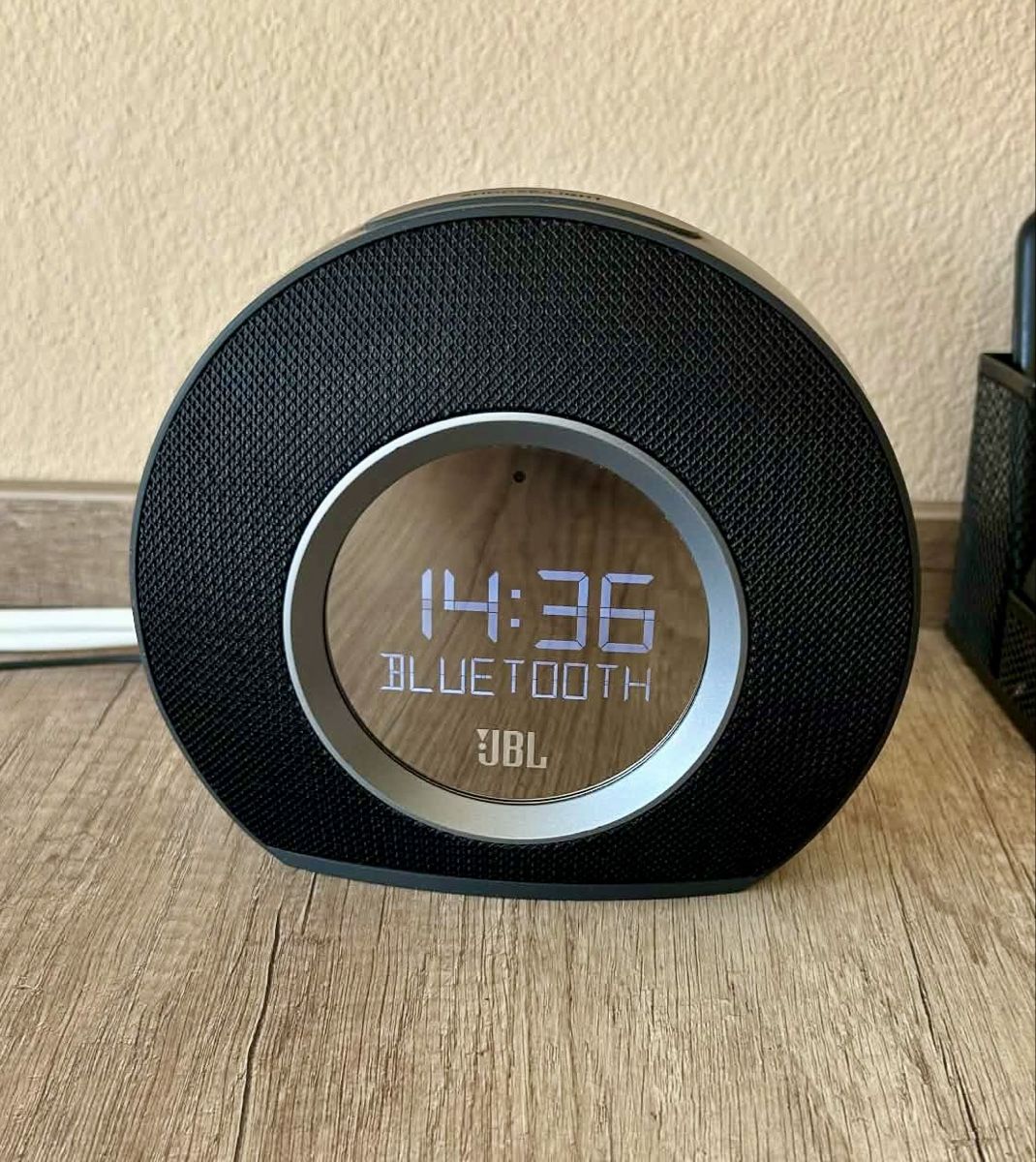 JBL Casse acustiche: JBL Horizon Bluetooth Lautsprecher mit Wecker – Usato da Emmetten venduto da kel_982x 1