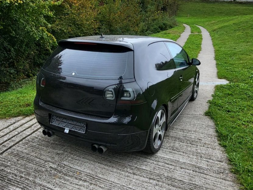 VW Autos: Golf 5 GTi – D'occasion à Bazenheid par -Nebelschleier- 2