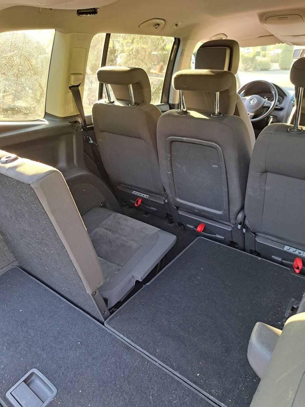 VW Autos: VW Touran 1.4 TSI – Gebraucht aus Sonceboz-Sombeval von nmoret 4