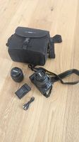 Nikon D3100 mit zwei Objektiven und Zubehör