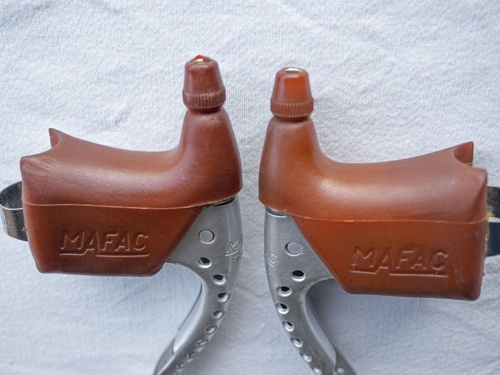 Paire de poignée de frein vélo ville ancien vintage MAFAC