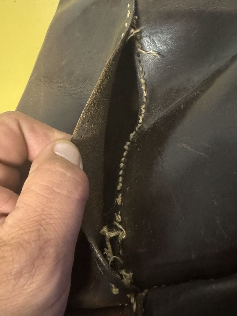 Sacs: Leder Tasche mit Hirschgeweih ( hat eine Riss) – D'occasion à Schlieren par Freundlich02 6