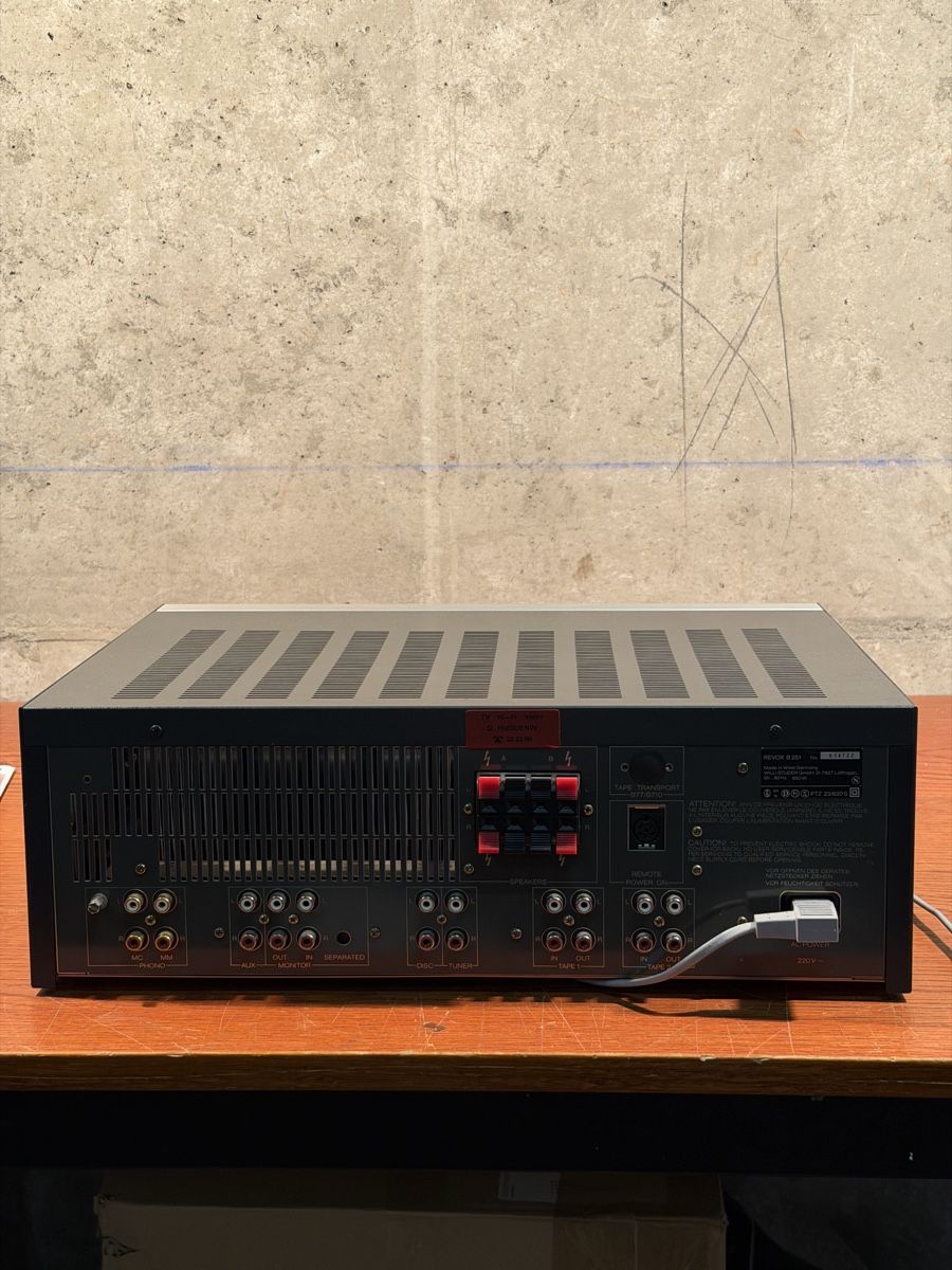 Revox Amplificatori: Revox B251 Integrated Amplifier – Usato da Lausanne venduto da artnouveau04 4
