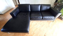 Sofa Arlid (Ikea) aus schwarzem Leder