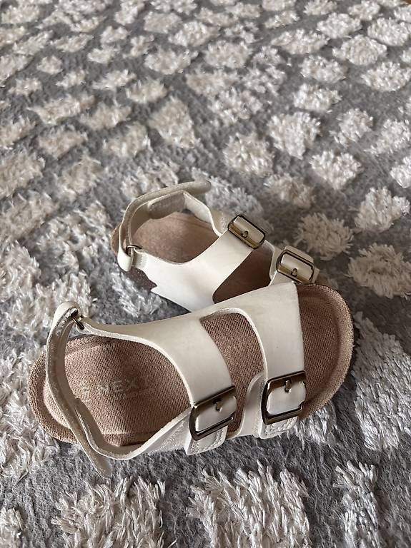Scarpe per ragazzi: Sandalen Gr 27 – Usato da Zürich venduto da Brooke