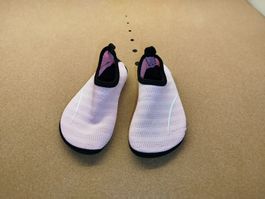 Badeschuhe / Wasserschuhe, Grösse 26, Rosa, Top Zustand!