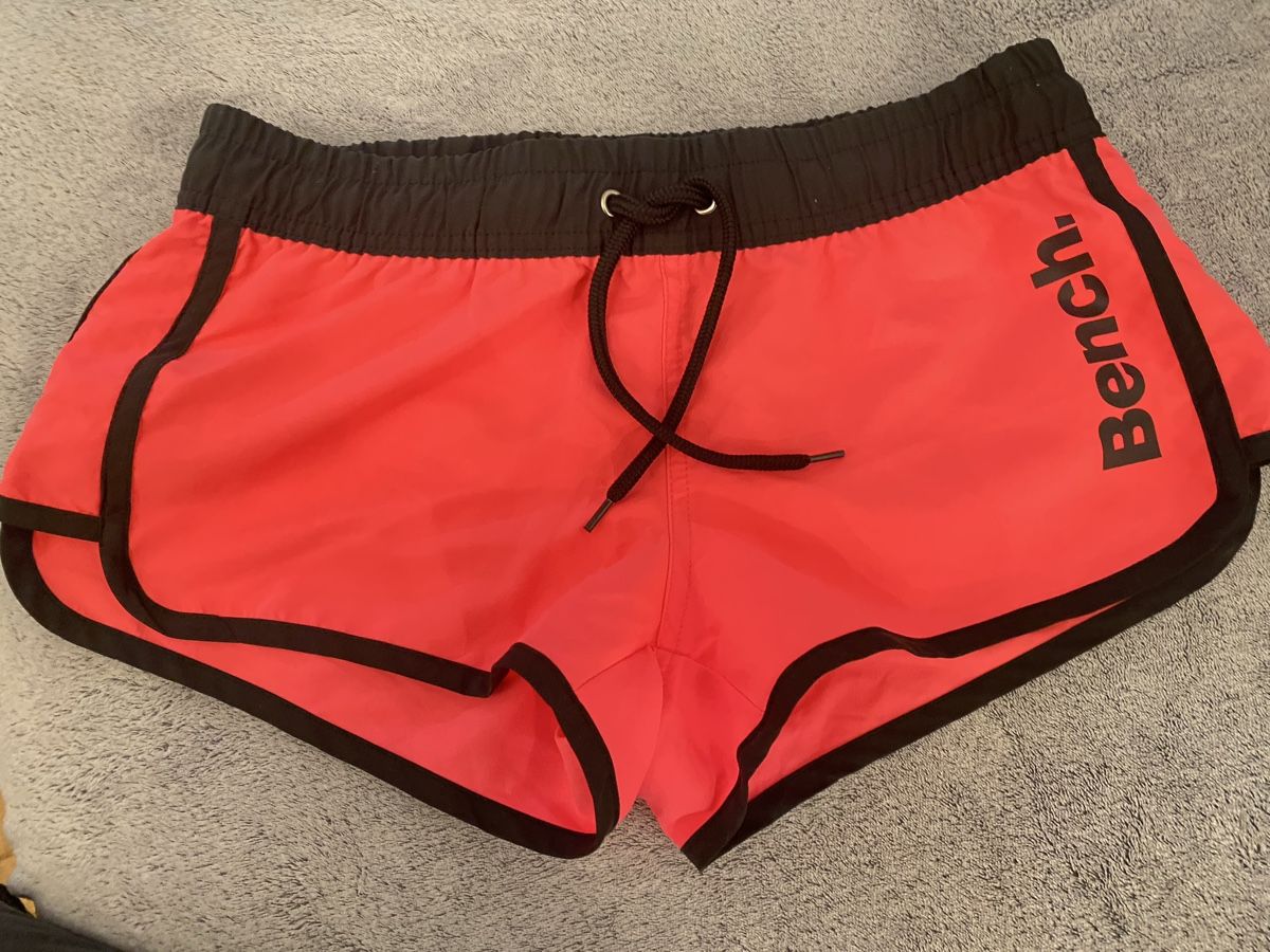 Bench Hosen: Bench Bade Shorts Hotpants pink Gr S NEU – Neu und originalverpackt aus Schönenberg ZH von Pfupfli1