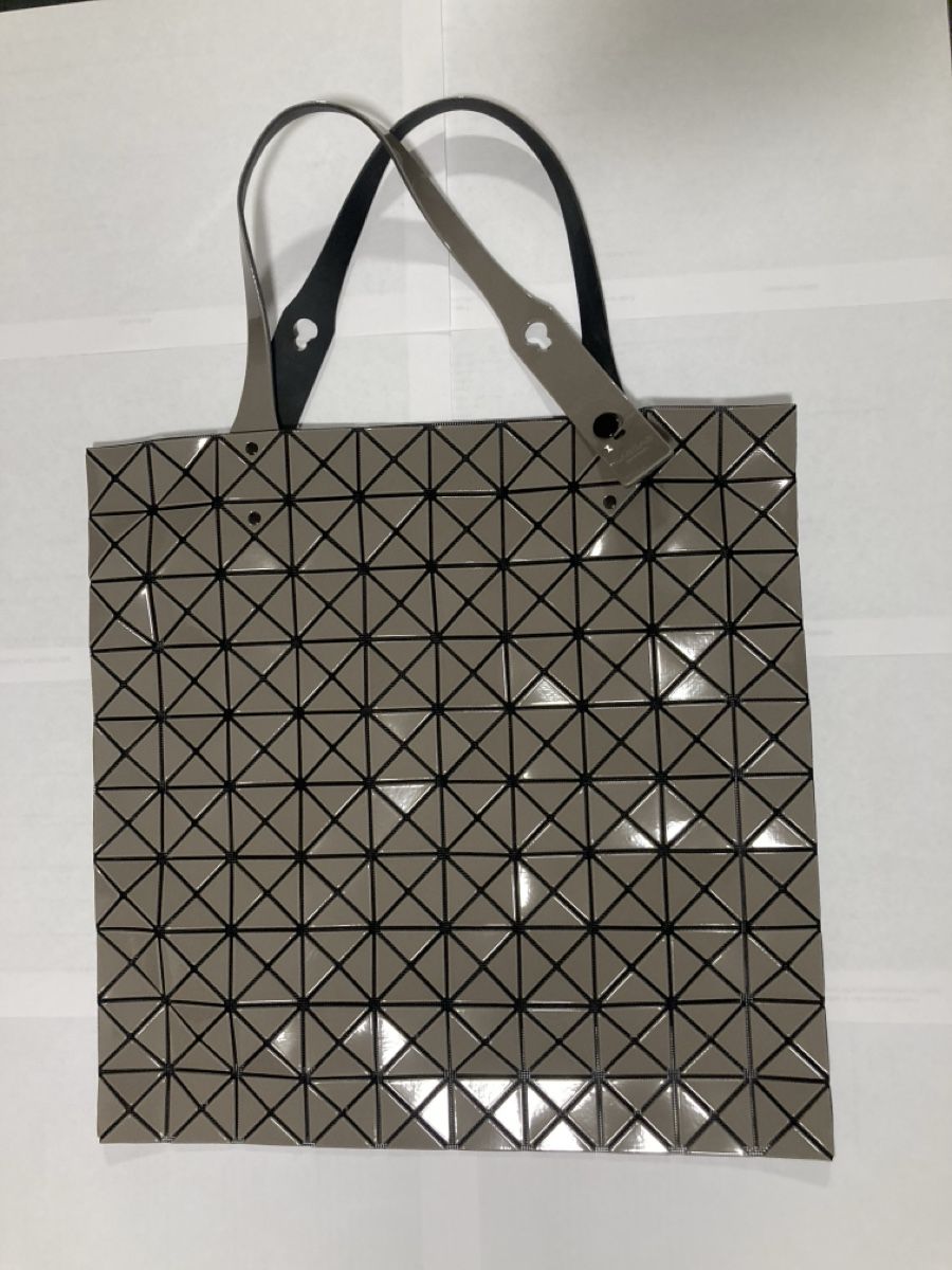 Issey Miyake Borse da donna: Handtasche Bao Bao Issey Miyake – Nuovo e nell'imballaggio originale da Wil SG venduto da Mario616