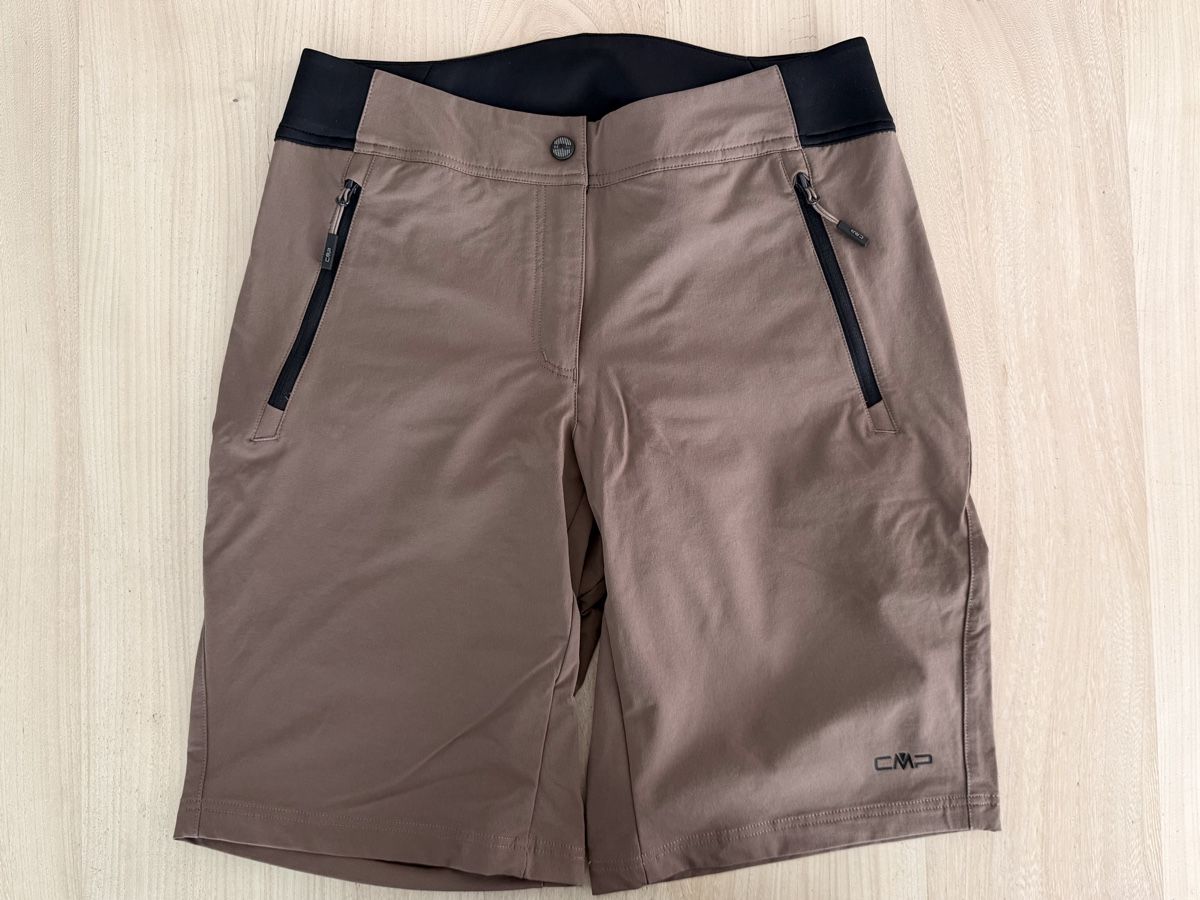 CMP Pantaloni: CMP Wanderhose kurz Damen Grösse S neu – Nuovo (secondo la descrizione) da Boppelsen venduto da Xavierm