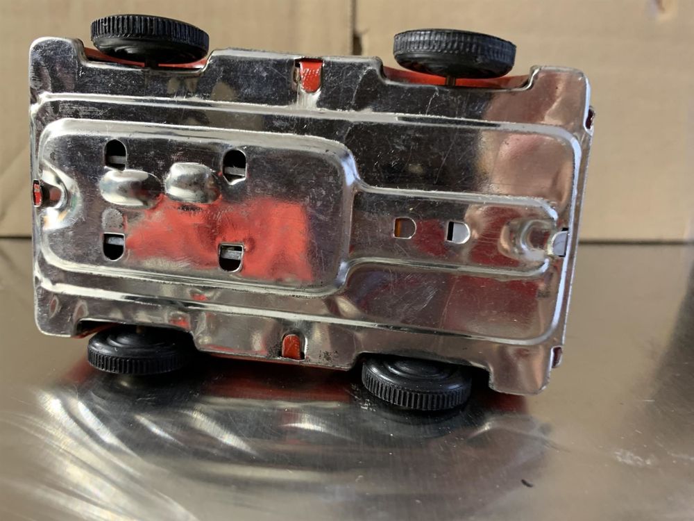 Safari Jeep mit Friktion Made in Japan neu ohne Verpackung 6
