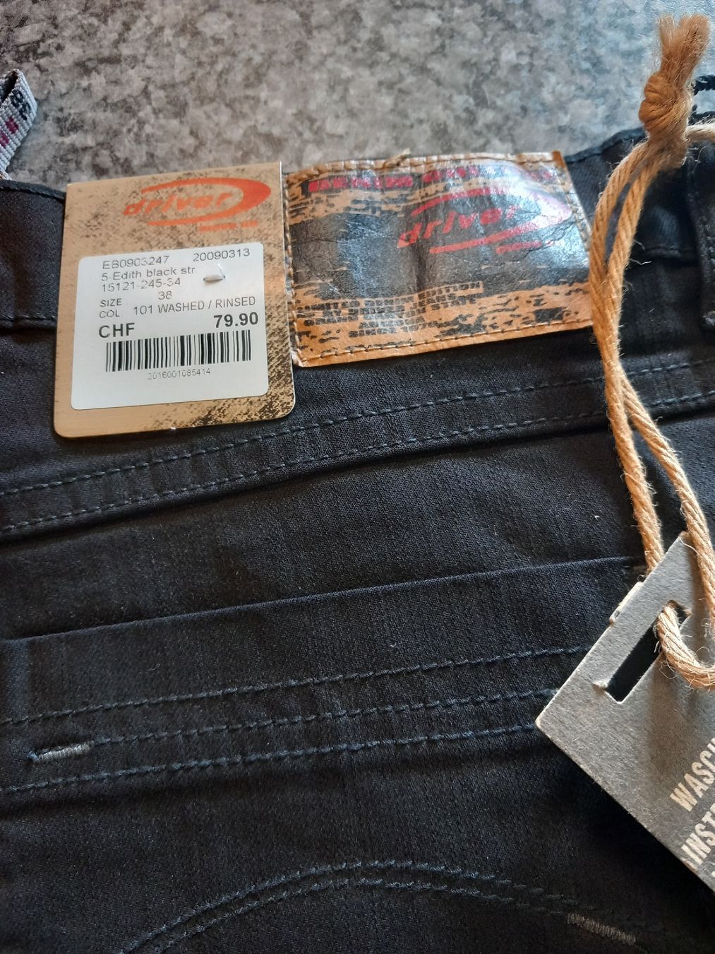 Jeans: Damenjeans Driver Grösse 38 Fabrikneu – Nuovo e nell'imballaggio originale da Hochwald venduto da motowear-secondhand 1