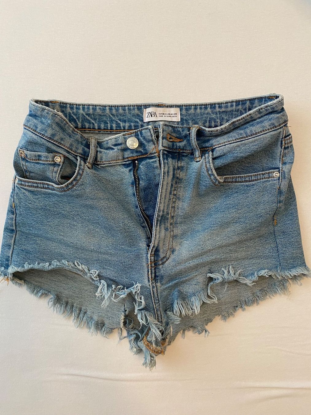 Pantaloni: Zara shorts – Usato da Zürich venduto da yae56