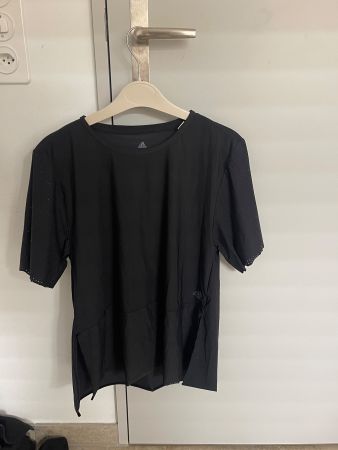 Adidas T-Shirt für Sport