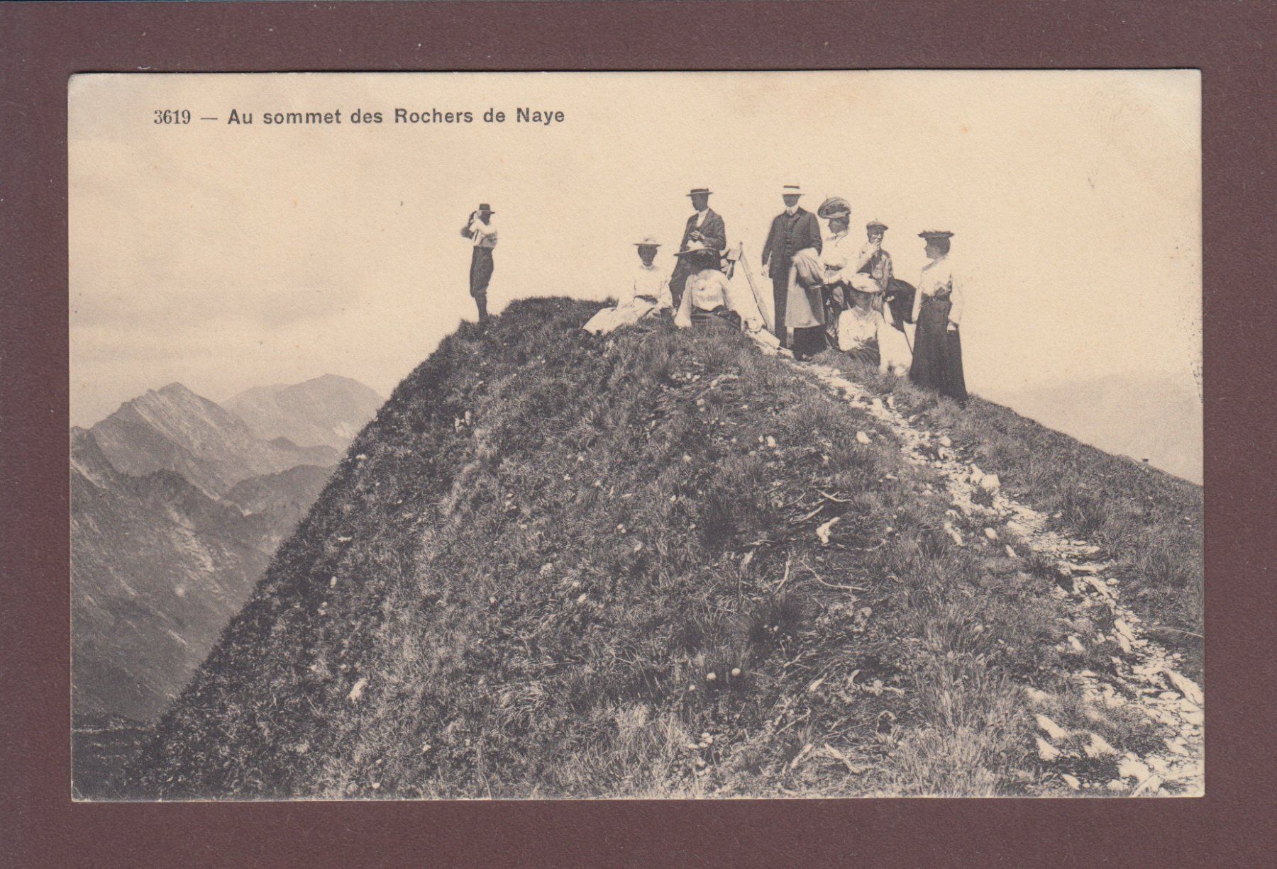Cartoline postali: ROCHERS DE NAYE - Au sommet – Usato da Pully venduto da nicecards