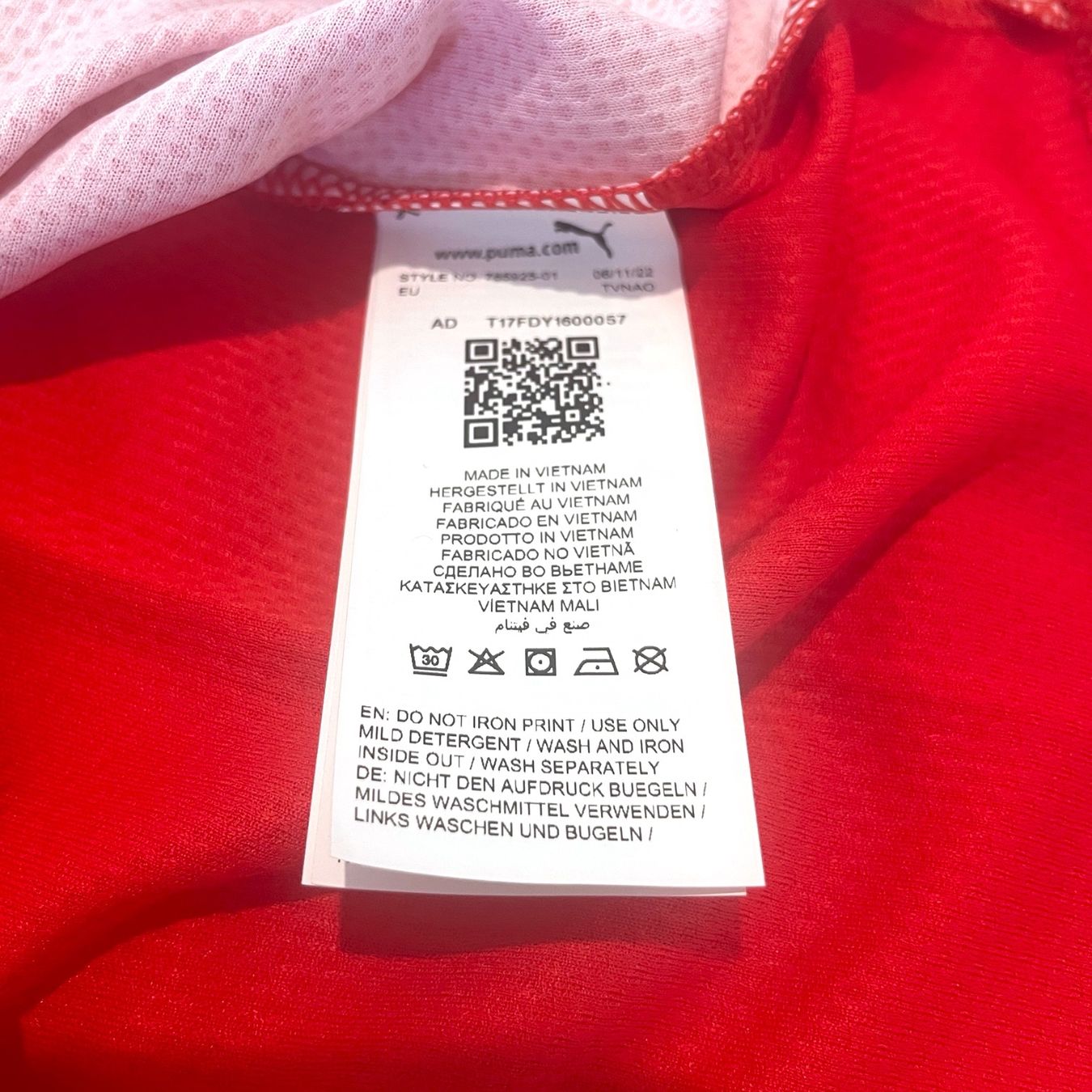 Puma Maillots de corps & Pantalons: 2022 | Suisse (S) – Neuf avec emballage d'origine à Savièse par TempsAdditionel 5