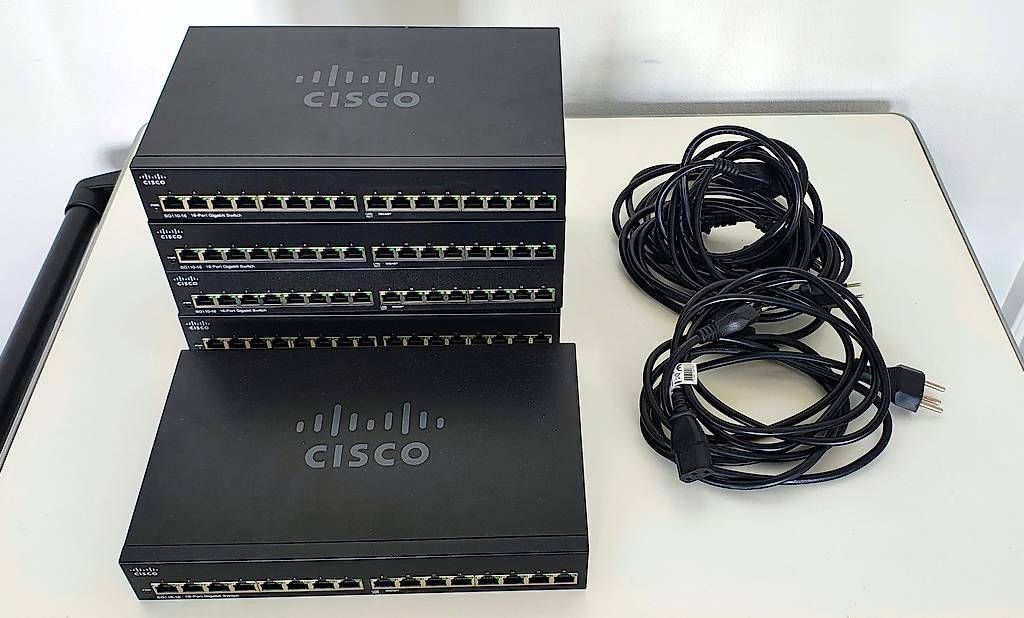 Cisco Hubs & Switches: 5 STK Cisco SG110-16 – D'occasion à Bülach par Surbetone