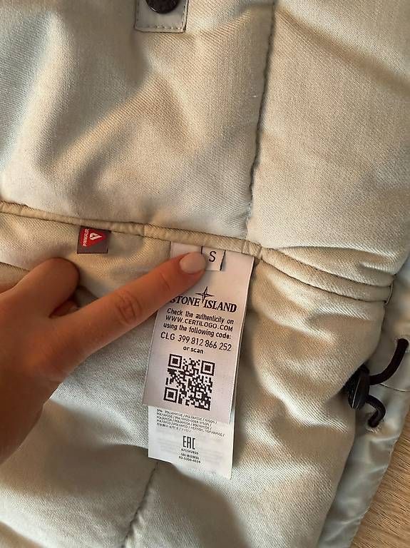 Jacken: STONE ISLAND PRIMALOFT HELLGRAUE JACKE S – Gebraucht aus Niederhelfenschwil von Mileko 4